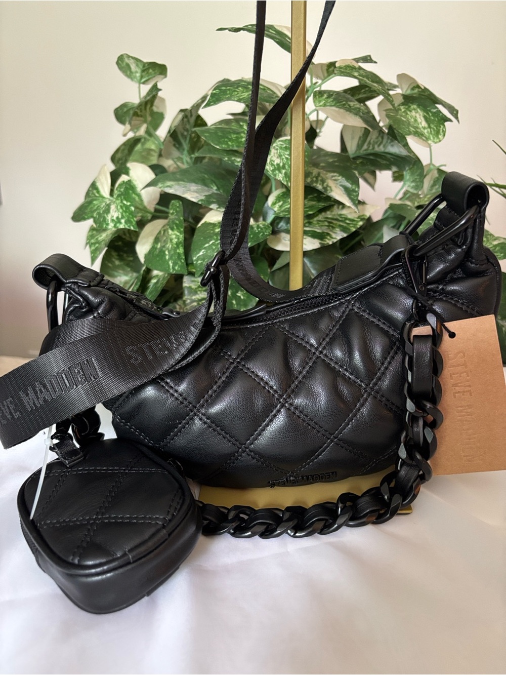 Steve Madden Black Quilted Shoulder Bag with Chain and Mini Pouch - Picture 2 of 13